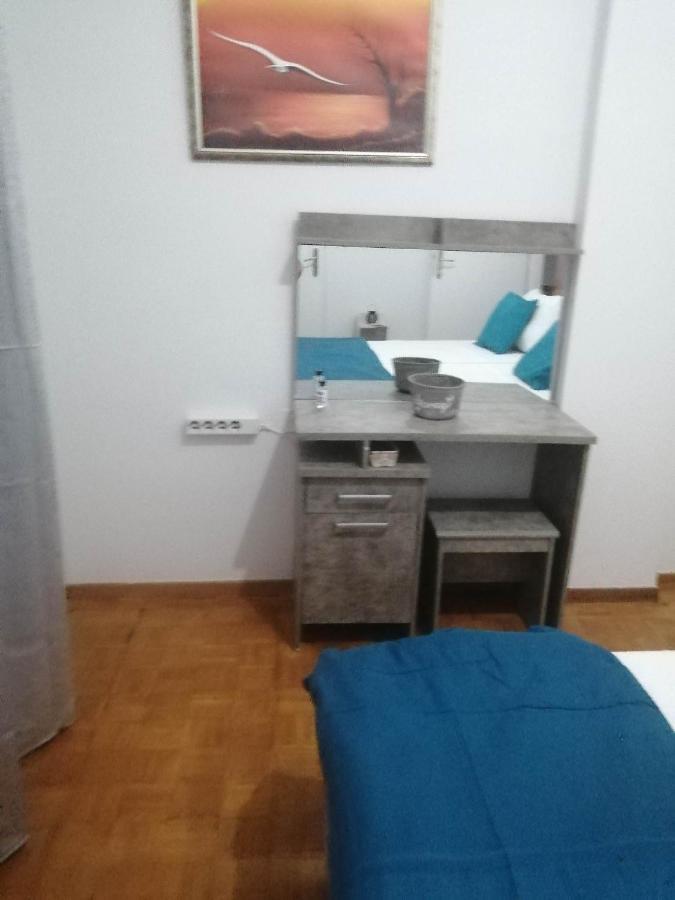בית נופש Elia's Maisonette *